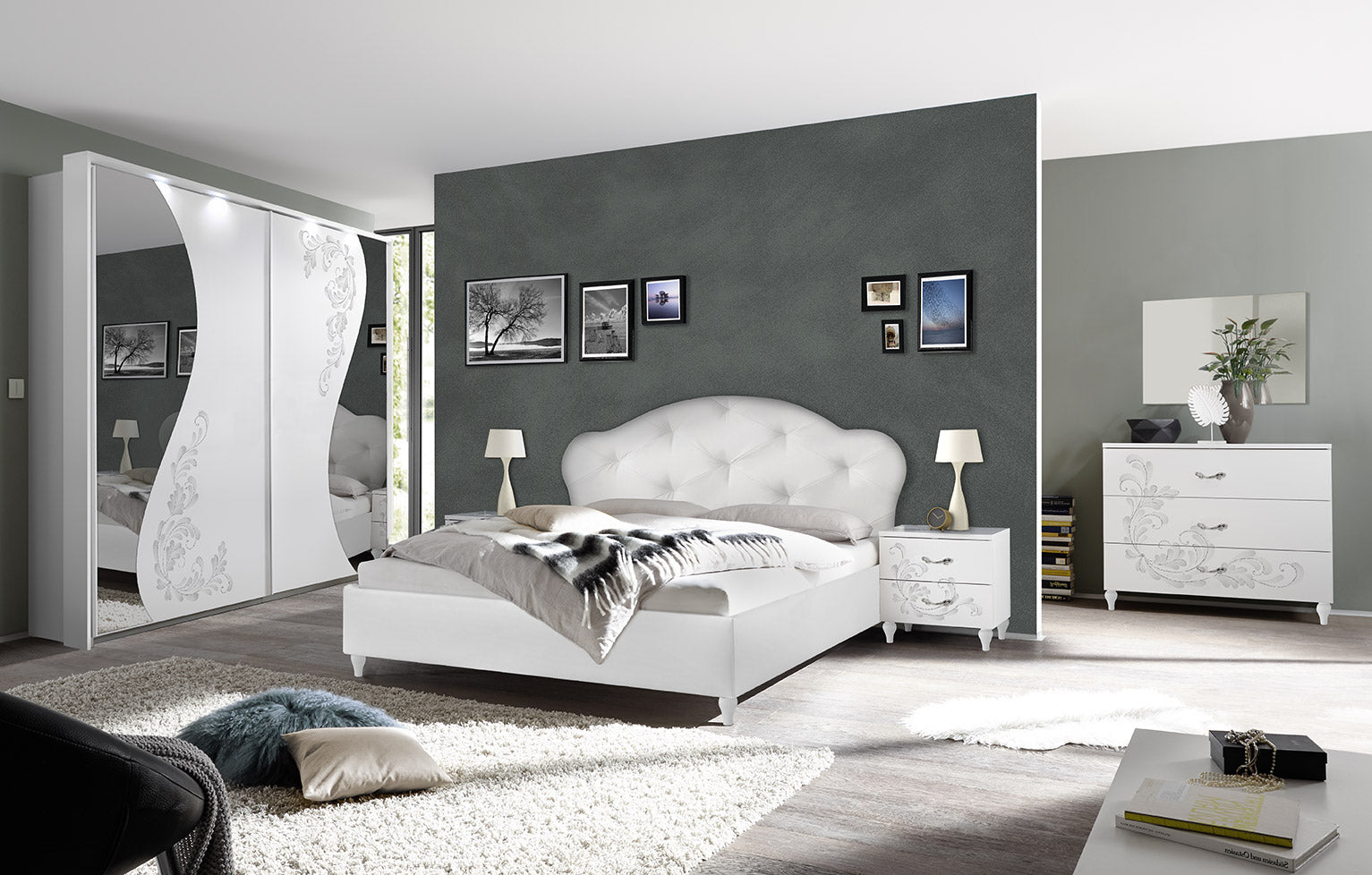 Lettery - Camera matrimoniale completa con letto armadio comodini e comò