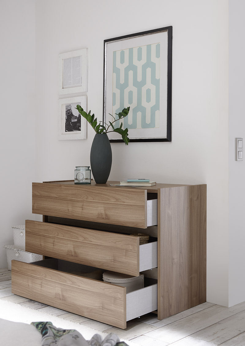 Janet - Comò moderno 3 cassetti da camera in legno colore noce cm 111x50x79h - vari colori - immagine 2