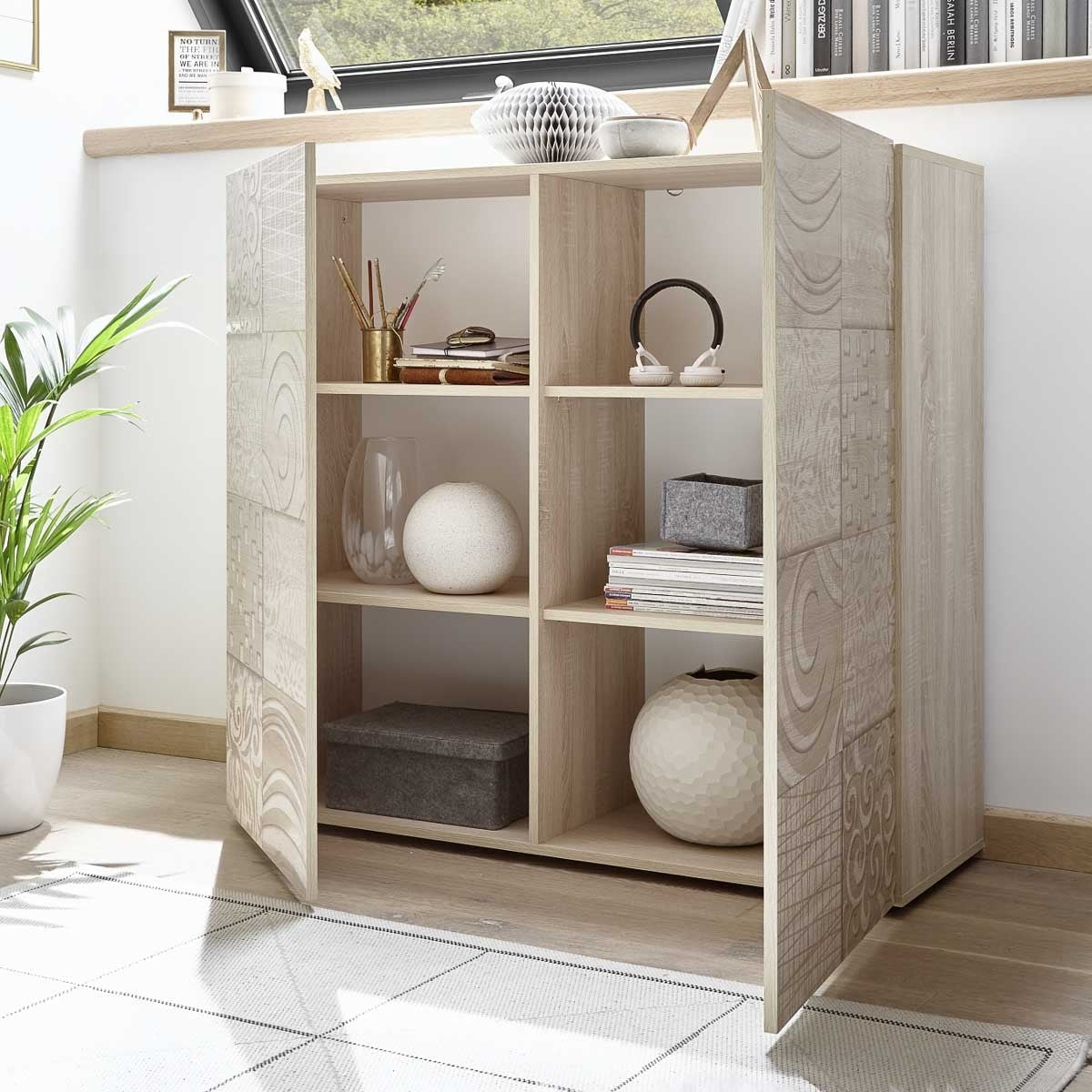 Luke - Credenza due ante 6 vani interni rovere con disegni serigrafati cm 121x42x111h - immagine 2