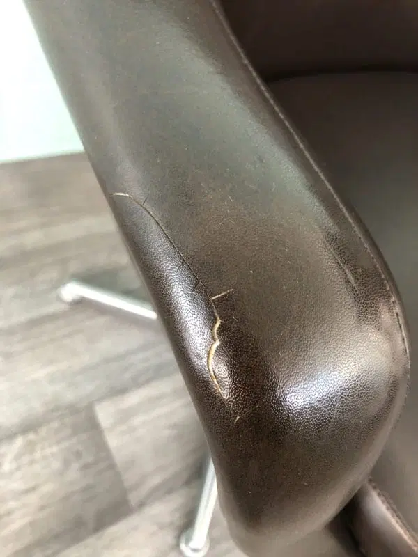 Coppia di Poltrone Da Ufficio Di Olli Mannermaa Per Cassina Anni 60 - immagine 9