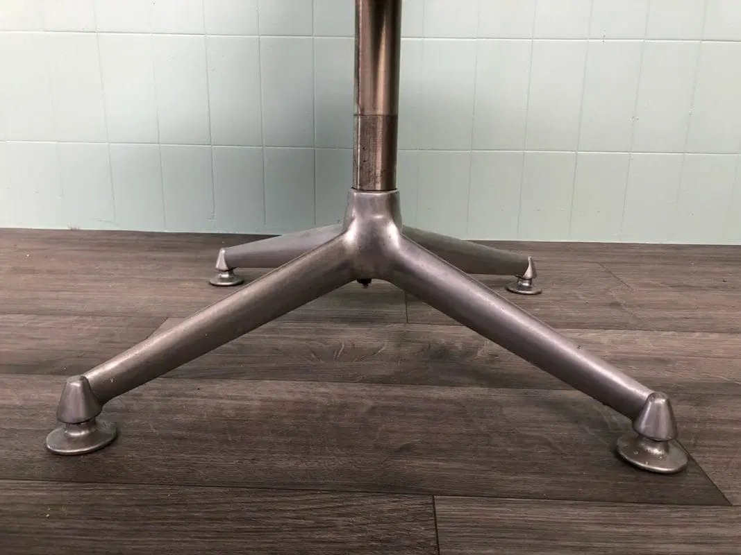 Sedia vintage da ufficio anni 60 In alluminio e skai - immagine 5