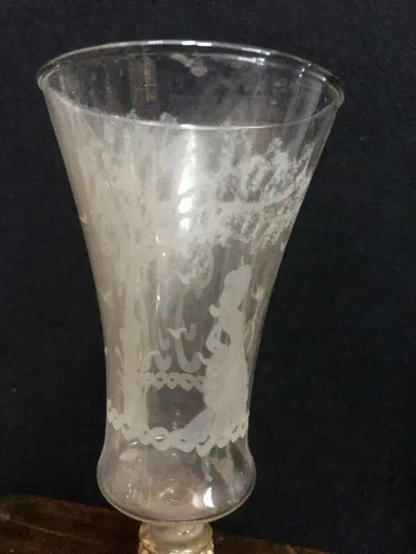 Bicchiere Tipetto con incisione personaggi veneziani - immagine 4