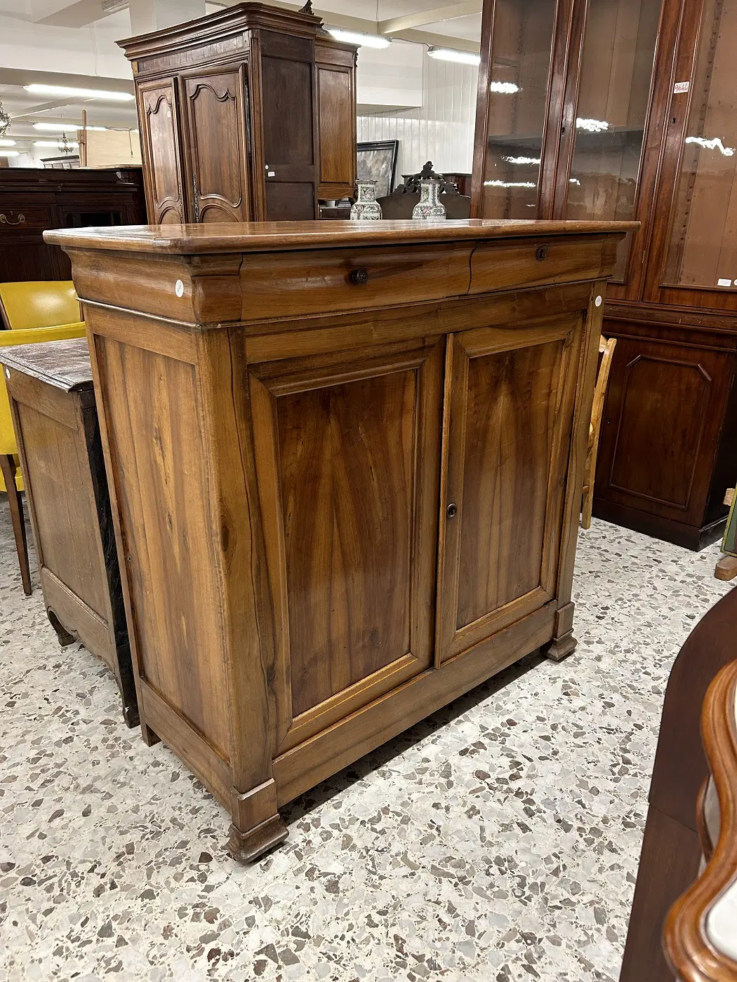 Credenza Francese Stile Luigi Filippo in Legno di noce XIX secolo con 2 ante e 2 cassetti - immagine 2