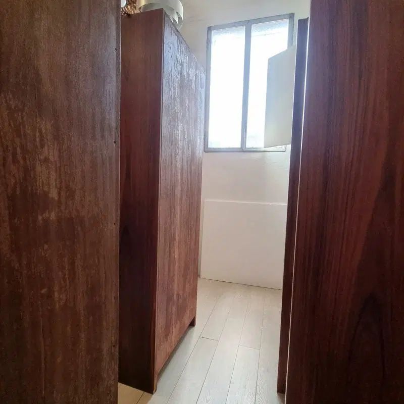 Libreria in Palissandro a Tre Moduli con Ante in Cristallo, anni ’60 - immagine 7