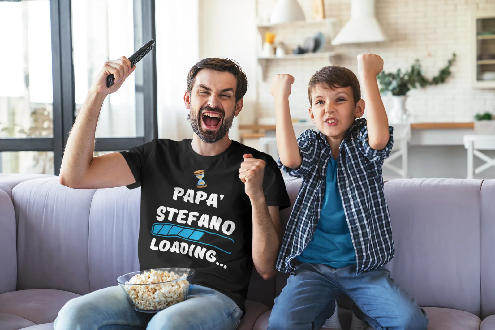 Maglietta Papà Personalizzabile con nome Festa del Papà Loading personalizzata t-shirt divertente Idea regalo papà - immagine 4