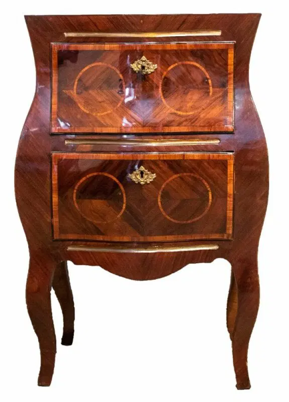 XVII secolo, Comodino bombato siciliano