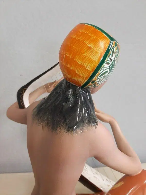 CERAMICA LA DONATELLA “RAMAYAMA” FIGURA DI DONNA INDIANA CON ARPA STILE LENCI - immagine 7