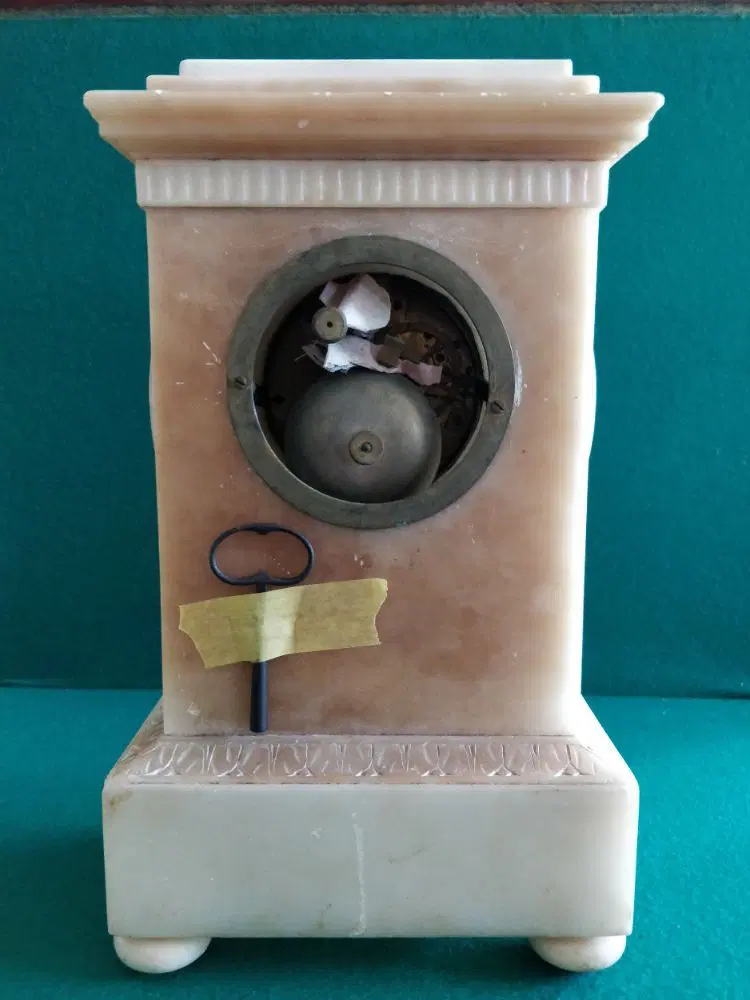 Orologio in alabastro - immagine 4