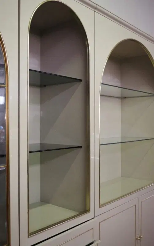 Vetrine laccate in legno, vetro e ottone di Mario Sabot, anni 1970, set di 4 - immagine 8