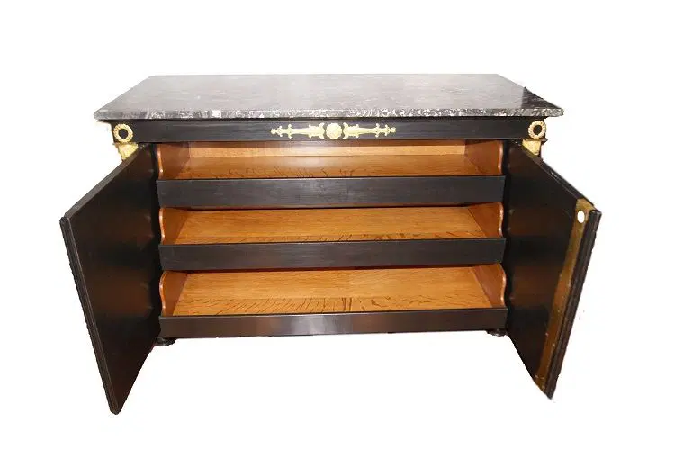 Credenza francese stile Impero del 1800 Laccata con bronzi dorati completamente restaurata - immagine 4