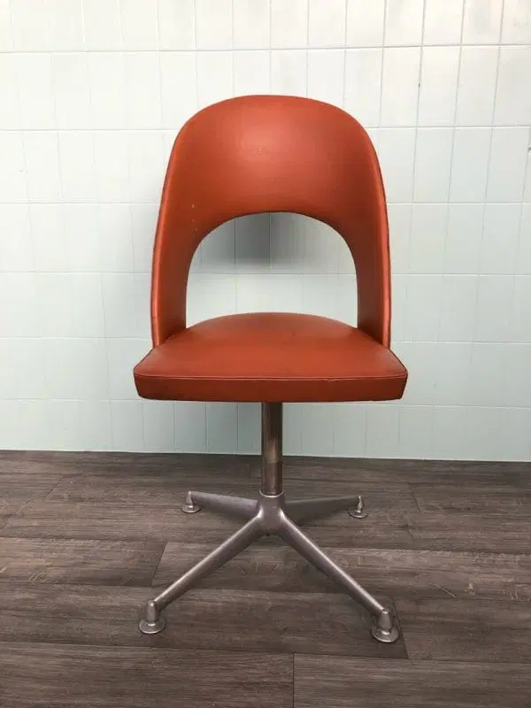 Sedia vintage da ufficio anni 60 In alluminio e skai