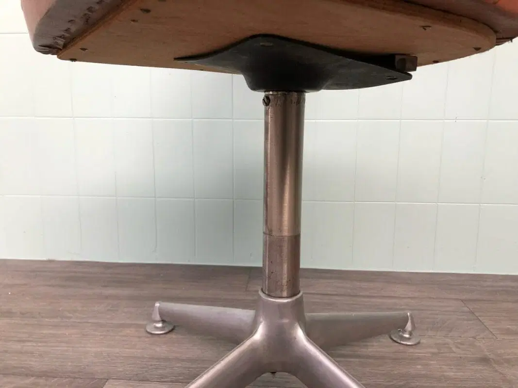 Sedia vintage da ufficio anni 60 In alluminio e skai - immagine 6