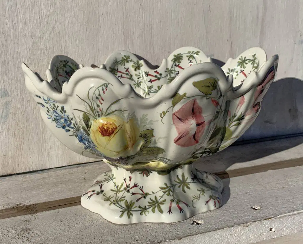 Coppa centrotavola in maiolica policroma. Bassano Antonibon, XIX sec. - immagine 2