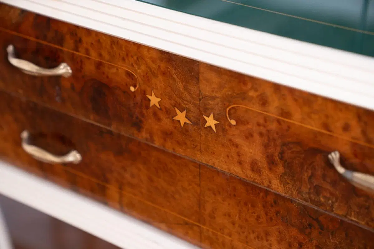 Sala da pranzo in radica di noce, stile Vittorio Dassi 1950/1960 - immagine 2