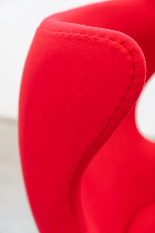 Poltrona con pouf EGG CHAIR 1980/1990 - immagine 6