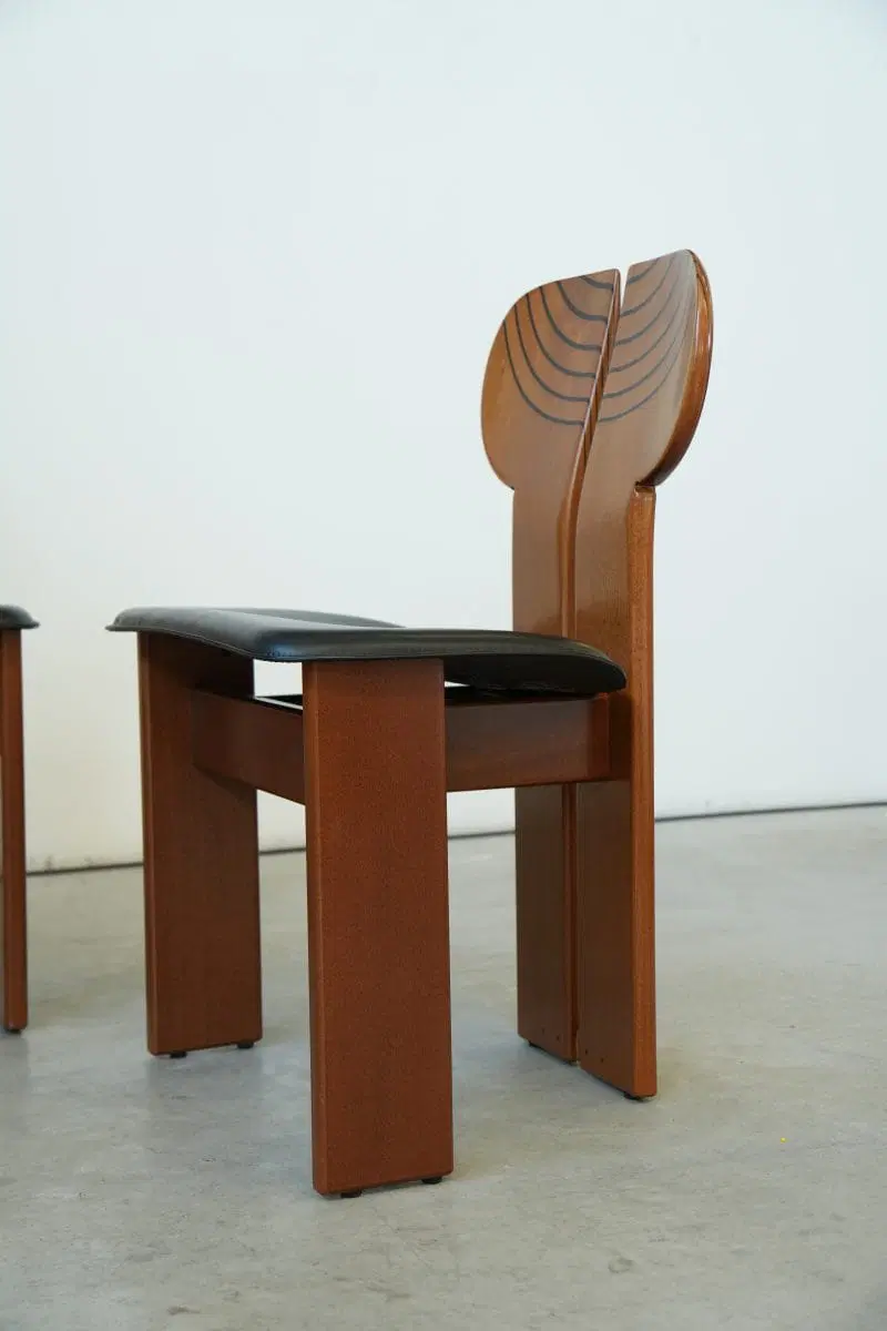 Afra & Tobia Scarpa ‘Africa’ Dining Chair – Walnut & Leather, 1975 - immagine 3