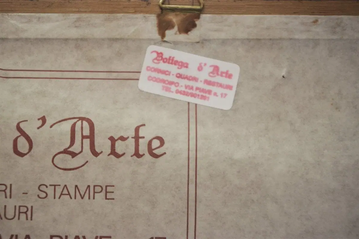 Stampa in bianco e nero. Bambini che si baciano sul triciclo, 2000 - immagine 9