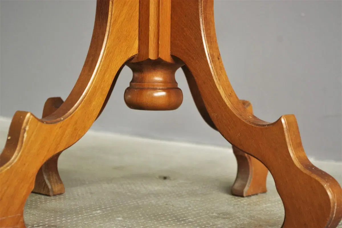 Porta abiti a colonna in legno di faggio tornito, anni ’70 - immagine 8