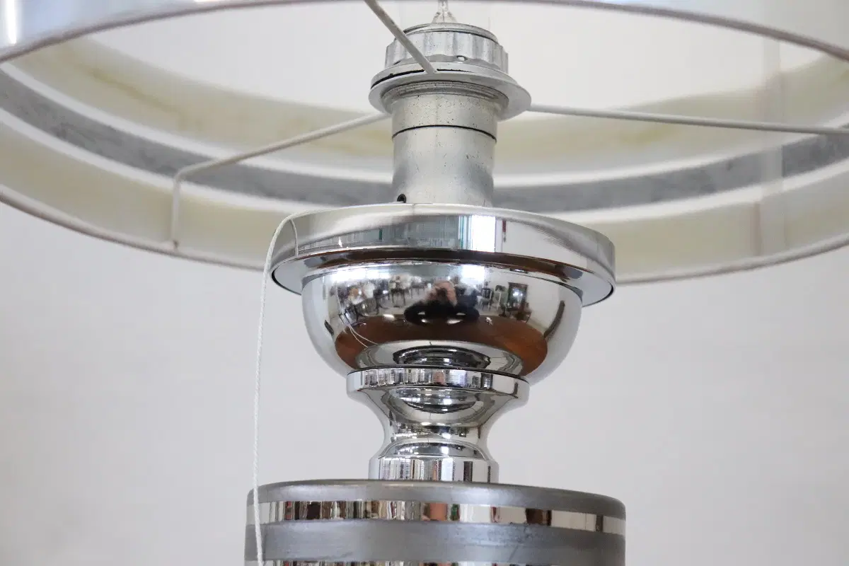 Lampada da tavolo design italiano anni ’70 - immagine 6