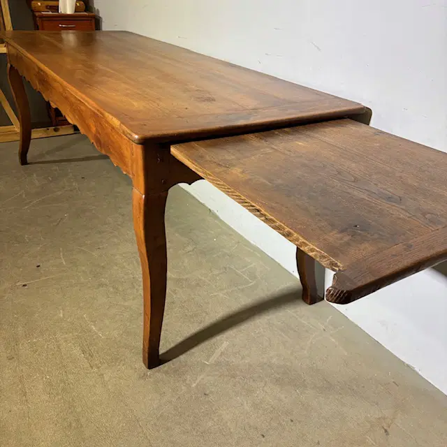 Antico tavolo provenzale fratino 1770 ciliegio. Con prolunga . Restaurato. - immagine 5