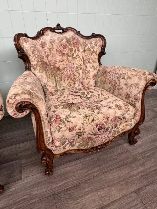 Coppia Di Poltrone Italiane In Noce Anni 50 In stile Barocco - immagine 8