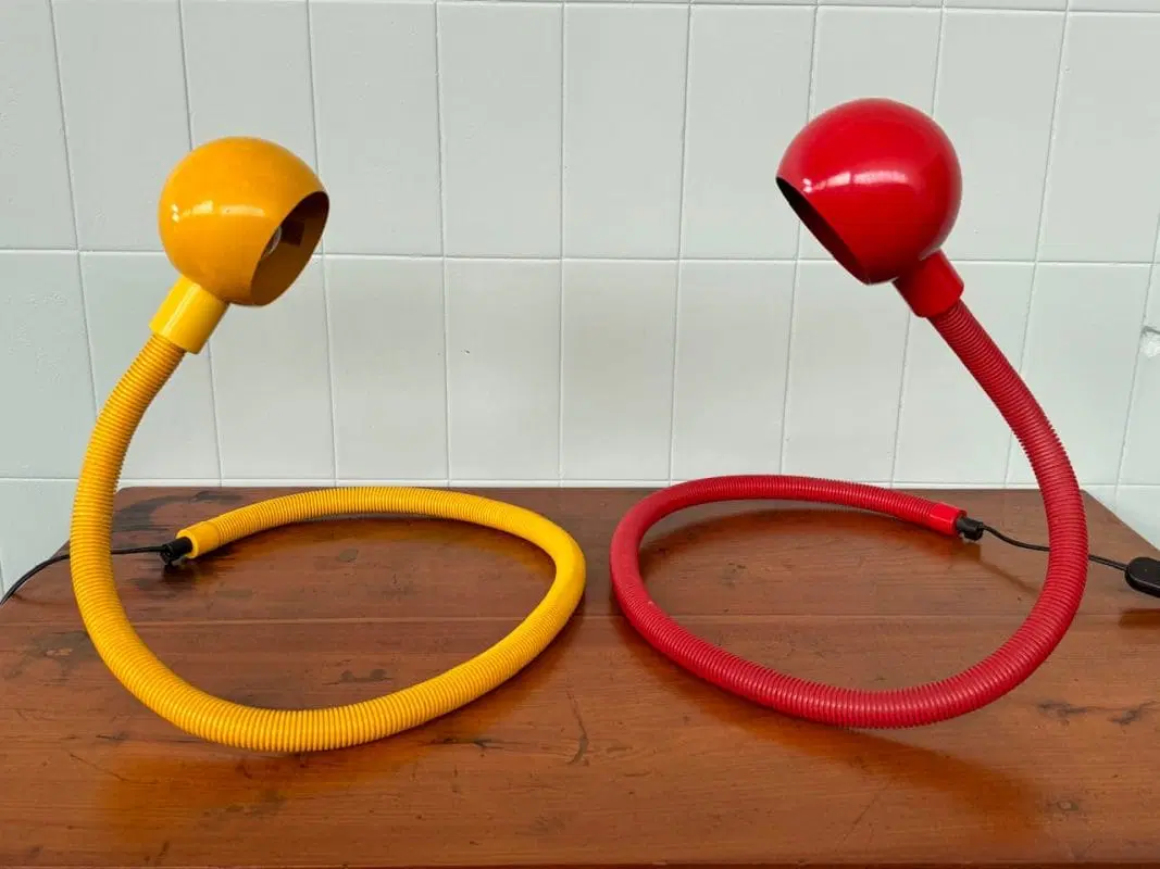 Coppia Lampade Snodabili Italiane Snake Lamp Anni 80 Attr. Valenti Design Hosoe
