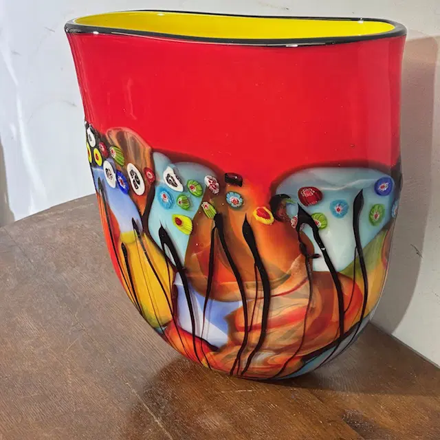 Vaso strepitoso vetro Murano lavorazione incamiciata e a Murrine Millefiori . Anni 70 Grandi dimensioni . H 35 L 33 - immagine 8