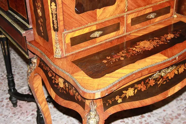 Cabinet francese della prima metà del 1800 stile Luigi XV riccamente intarsiato - immagine 4