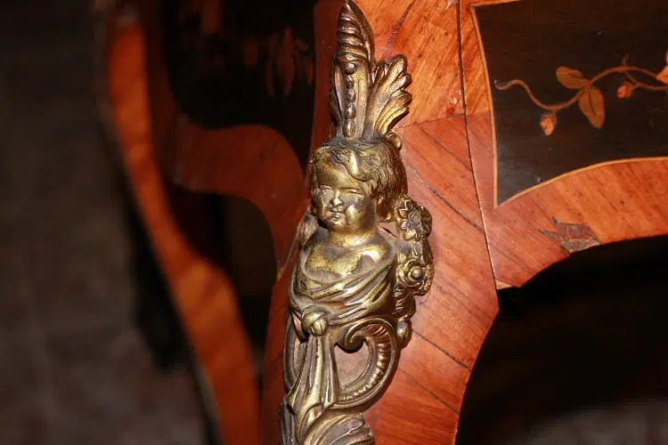 Cabinet francese della prima metà del 1800 stile Luigi XV riccamente intarsiato - immagine 9