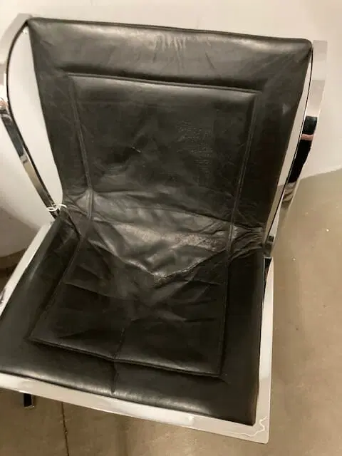 Gruppo di 6 sedie metallo e cuoio anni 70 Milano Fumagalli – restaurate - immagine 4