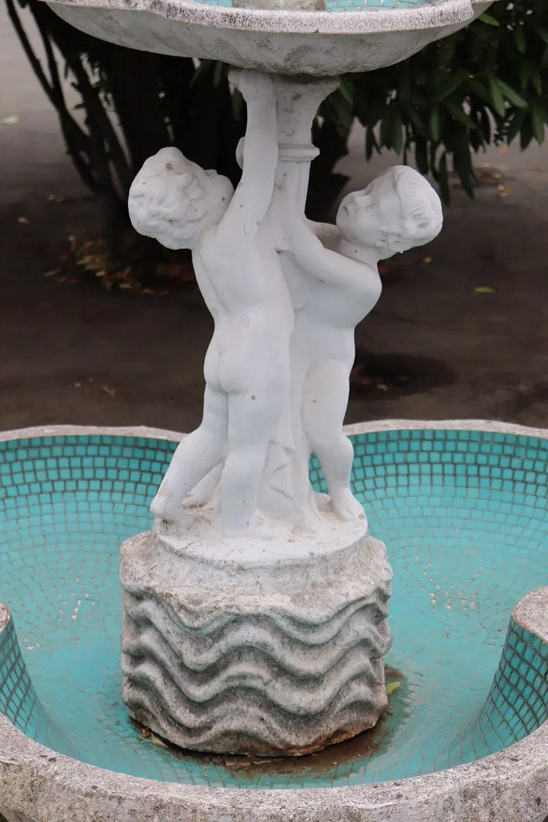 Primi decenni secolo XX maestosa fontana da giardino - immagine 3