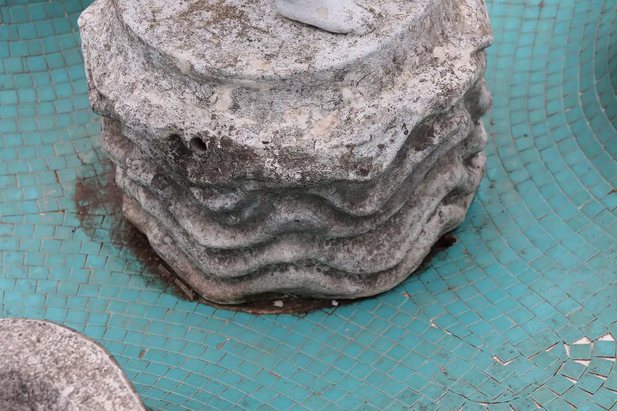 Primi decenni secolo XX maestosa fontana da giardino - immagine 9