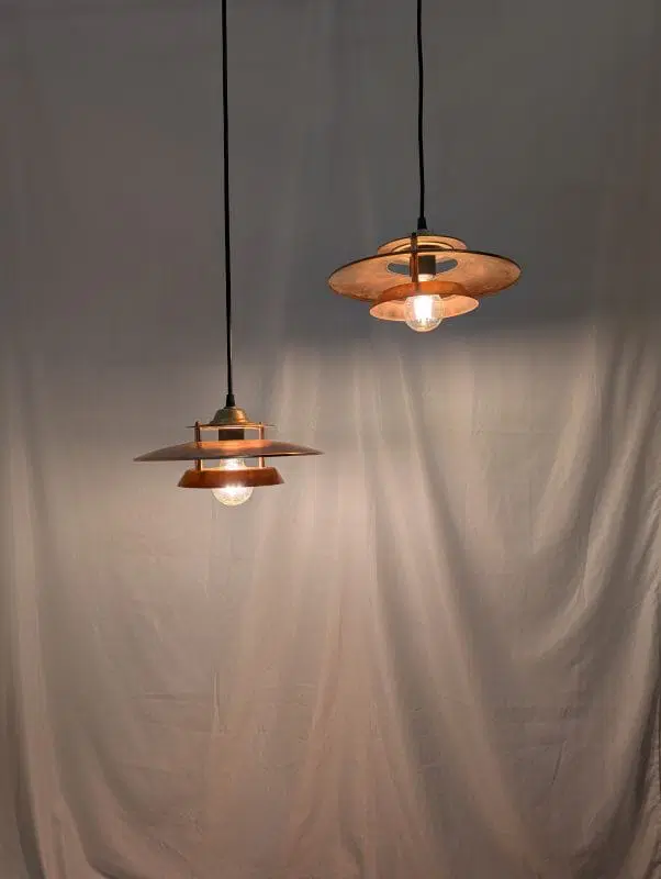 Coppia di lampade a sospensione in rame anni 70 - immagine 4