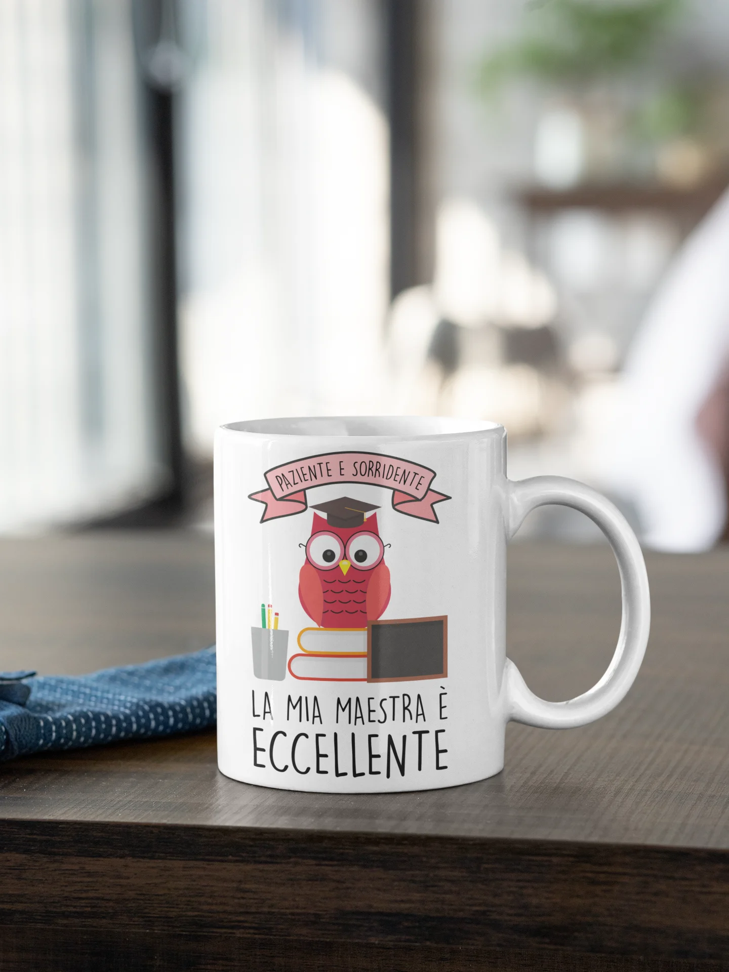 Tazza Maestra Paziente e sorridente, la mia maestra è eccellente Regalo Maestra fine anno - immagine 3
