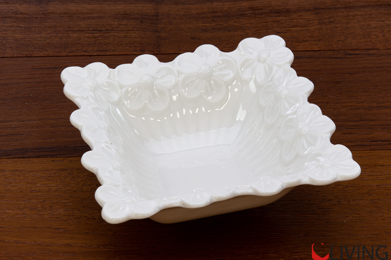 Bomboniera ciotola porcellana bianca