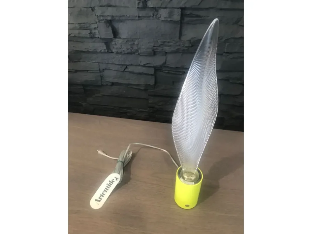 Lampada da tavolo Cosmic leaf mini giallo – Artemide - immagine 3