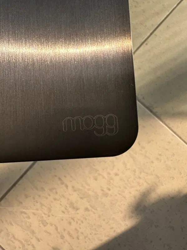 Porta Tv Bean in legno di rovere di Damien Gernay – Mogg - immagine 3