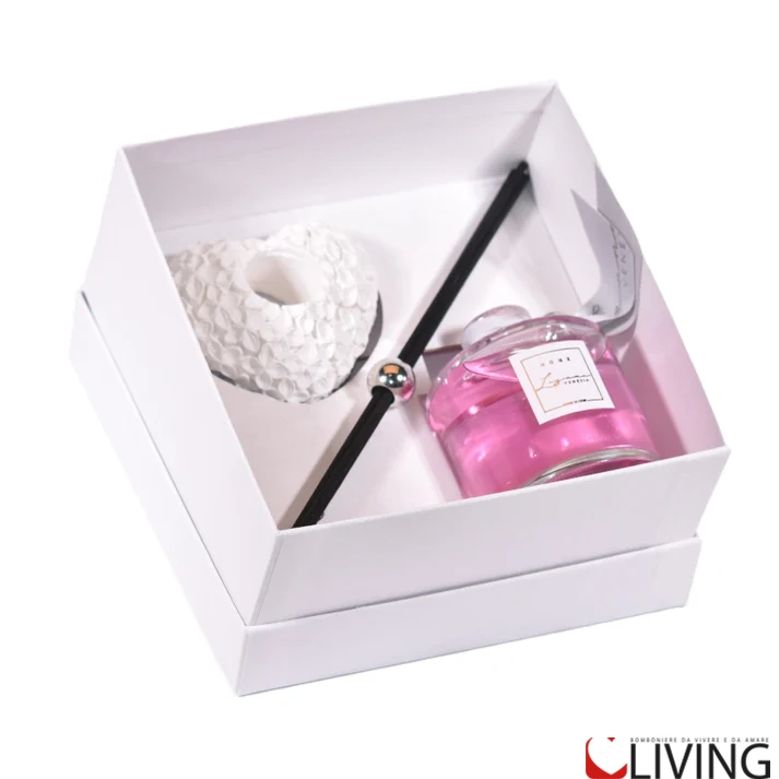 Bomboniera profumatore vetro e diffusore in gesso a forma di cuore - immagine 4