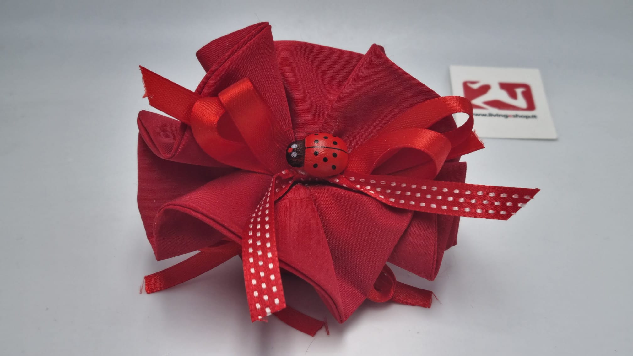 Sacchetto laurea rotondo in taffetà rosso - immagine 2