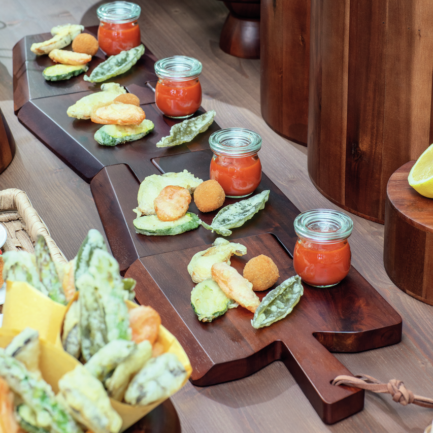 Set 4 taglieri con manico radici cm.90×19,5x2h - immagine 4